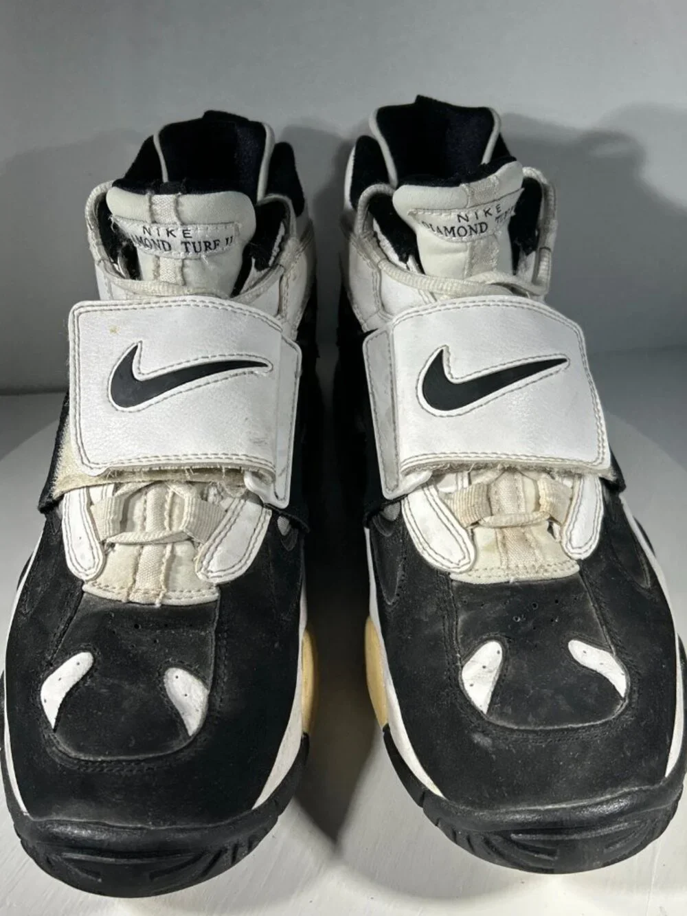 Nike Air Diamond Turf 2 Mens Shoes Size 9 White Black Leather Sneakers Mid Top
